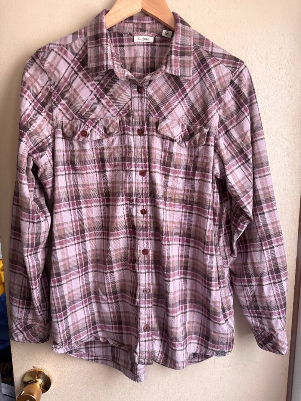 L.L. Bean Midweight Flannel Button Down Purple with Pockets M